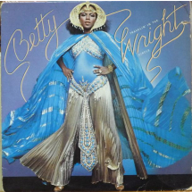 BETTY WRIGHT - Traveling in the circle