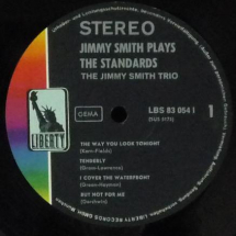 Jimmy Smith plays the standards